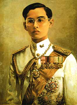 [King_Bhumibol_Adulyadej_Portrait.jpg]