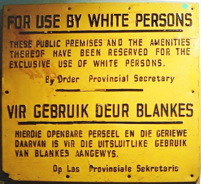 [655px-ApartheidSignEnglishAfrikaans.jpg]