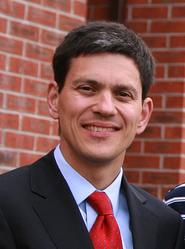 [David_Miliband_11_April_2007.jpg]