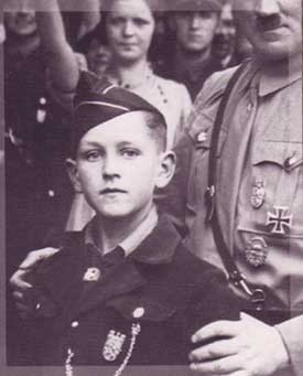 [HItler_Youth_5.jpg]