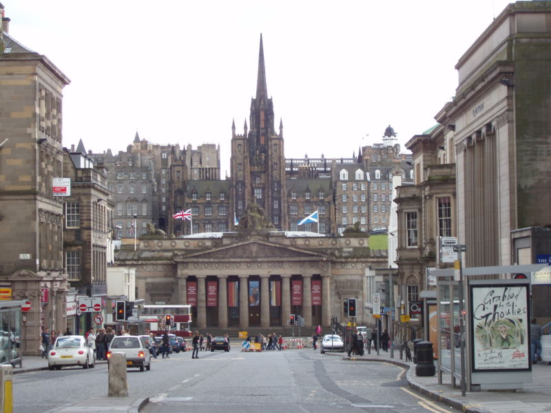 [800px-Edinbugh_view.jpg]