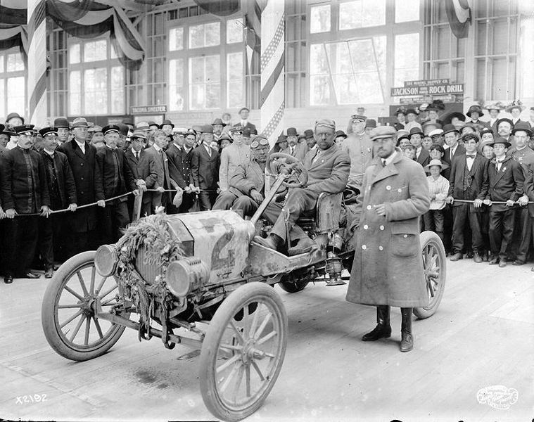 [759px-Ford_T.jpg]
