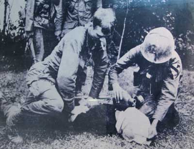 [WaterTorture+carried+out+by+USA.jpg]