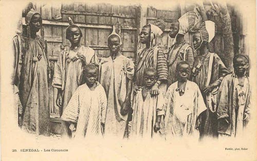 [Circoncis-senegalais-ca1900edmondfortier28.jpg]