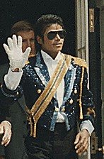 [Michael_Jackson_1984.jpg]