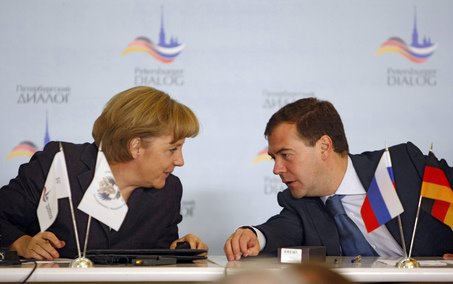 [Merkel_Medvedev.jpg]
