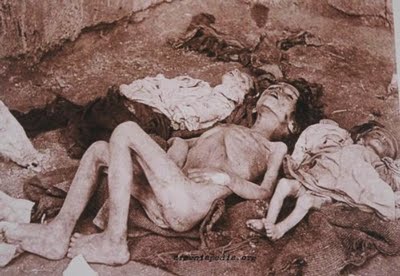 [Murdered_Armenians.jpg]