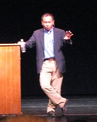 [200px-Francis_Fukuyama_1.jpg]