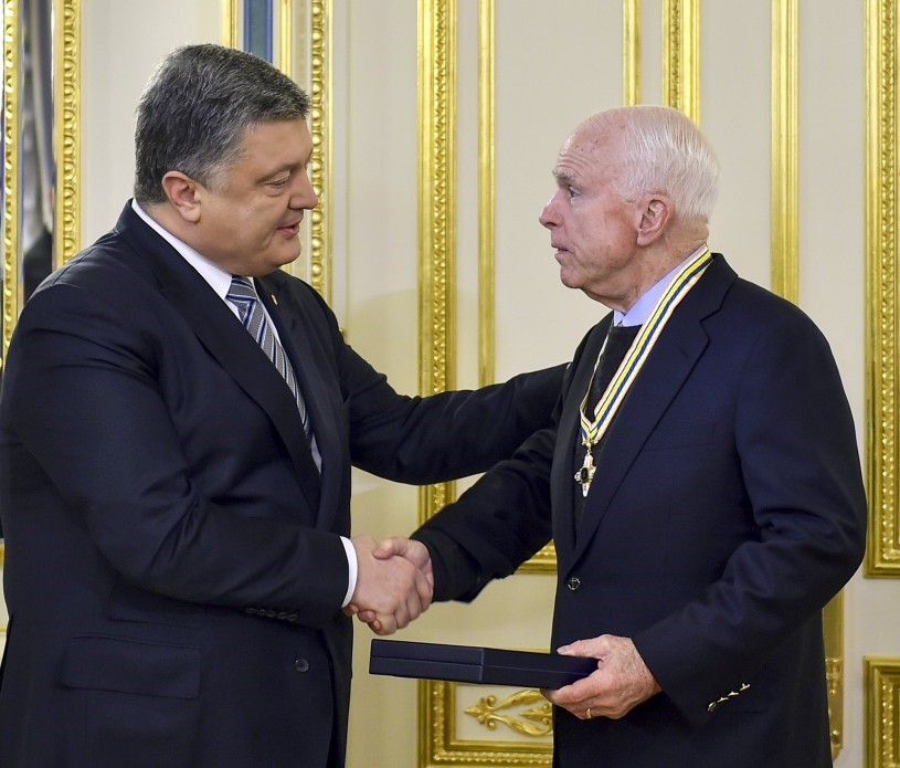 McCain gets award