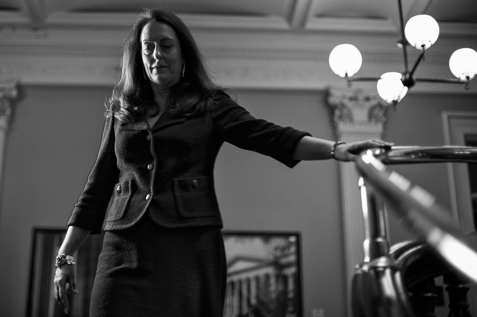 leslie ireland bw