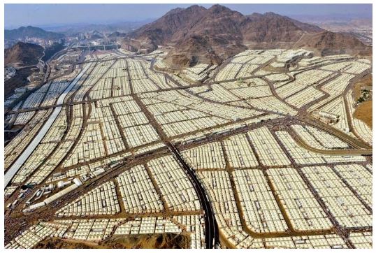 tent city in mecca 2.JPG