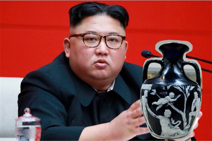 Kim Jong Un vase.jpg
