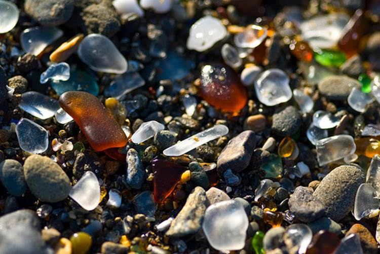 glass bead 12