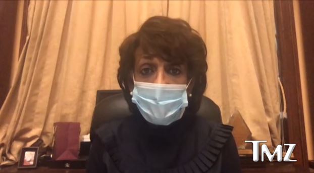 maxine water masked
