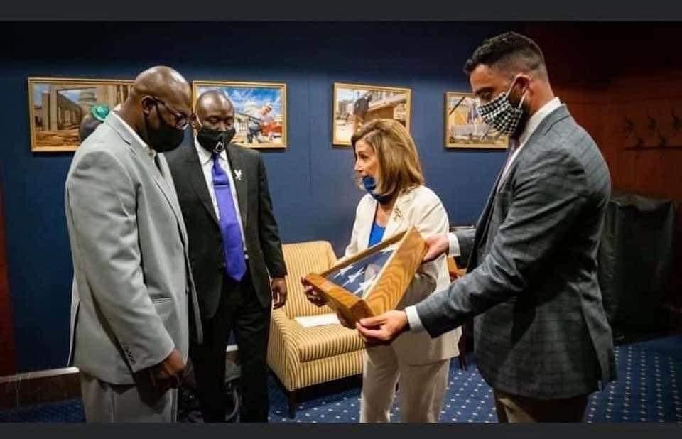 nancy pelosi flagg george floyd