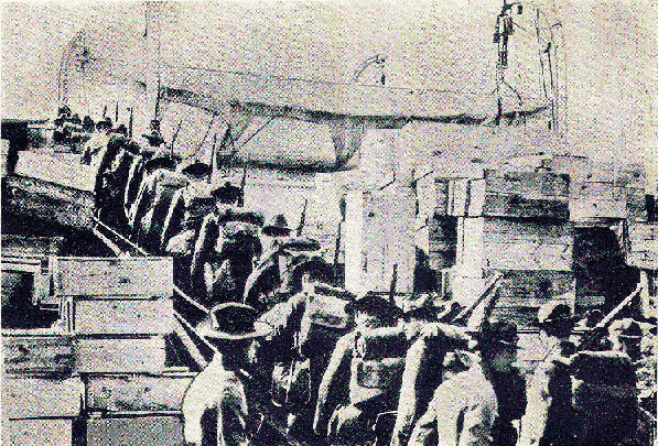 U.S. Marines going on board ship for the voyage to