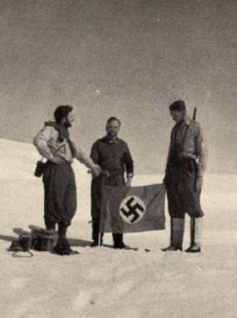 Antarctica,Aryan 1,Atlantis,Black Sun,Byrd, Richard E.,Communism 1,Cults,Demons (Demonic entities) 1,Esoterism 1,Eyes only/Top secret,Genesis 1,NASA,Nazism 1,Operation Highjump,Solomon 1,Ufology (UFOs)