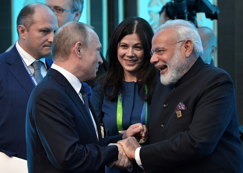Russian President Vladimir Putin and Indian Prime Minister Narendra Modi meet at the SCO summit in Astana, Kazakhstan, on June 9, 2017. Photo: Sputnik / Alexei Nikolsky / Kremlin via Reuters