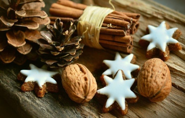 In Defense of the Secular Embrace of Christmas