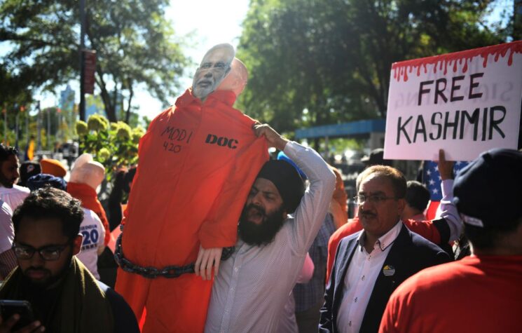 Early Leaders of India and Pakistan Ignored Religious Extremism Warnings