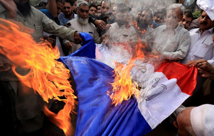 Macron Is No T. E. Lawrence, but It Is Still the Arab World Which Can Save Him in Lebanon