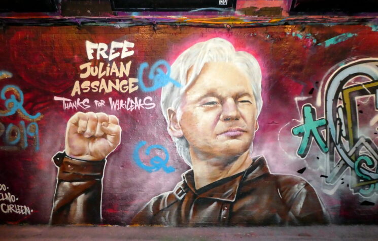 ‘A Lot of Mistakes’: The Guardian and Julian Assange