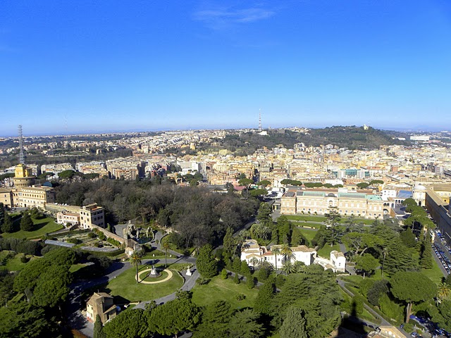 File:Roma - panoramio - Halina Frederiksen (75).jpg