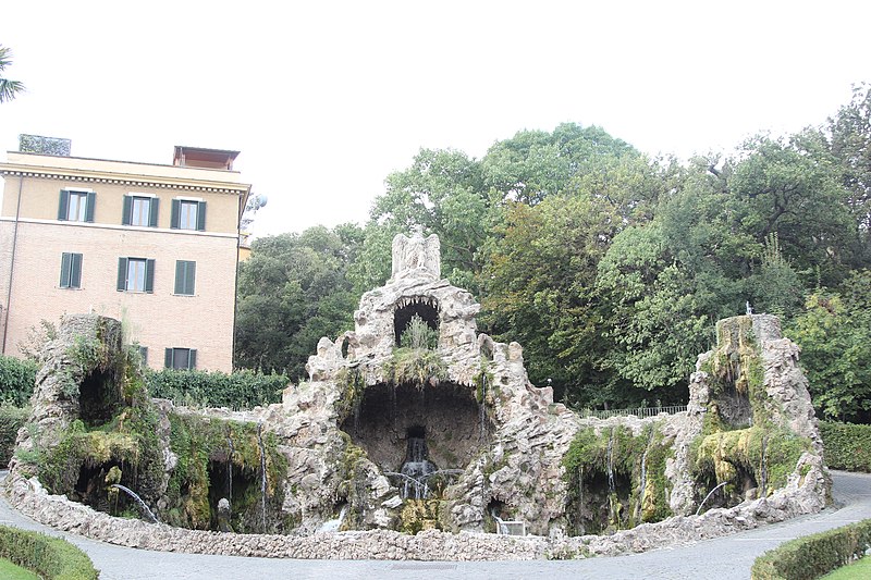 File:Fontana dell'Aquilone 2020 P01.jpg