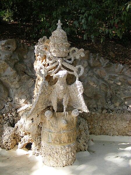 File:Vatican City - Fontana delle Aquile.jpg