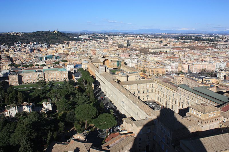 File:Vatikan, Blick vom Petersdom nach Norden.JPG