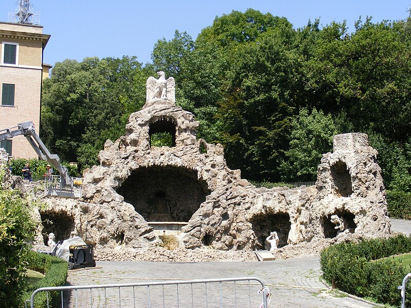 File:Gardens in Vatican City - Fontana dell'Aquilone.jpg
